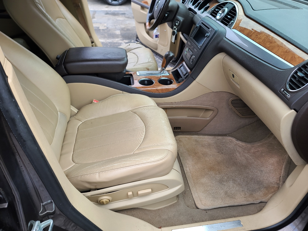 Buick Enclave CXL-2 AWD 2011 Buick Enclave CXL-2 AWD 2011