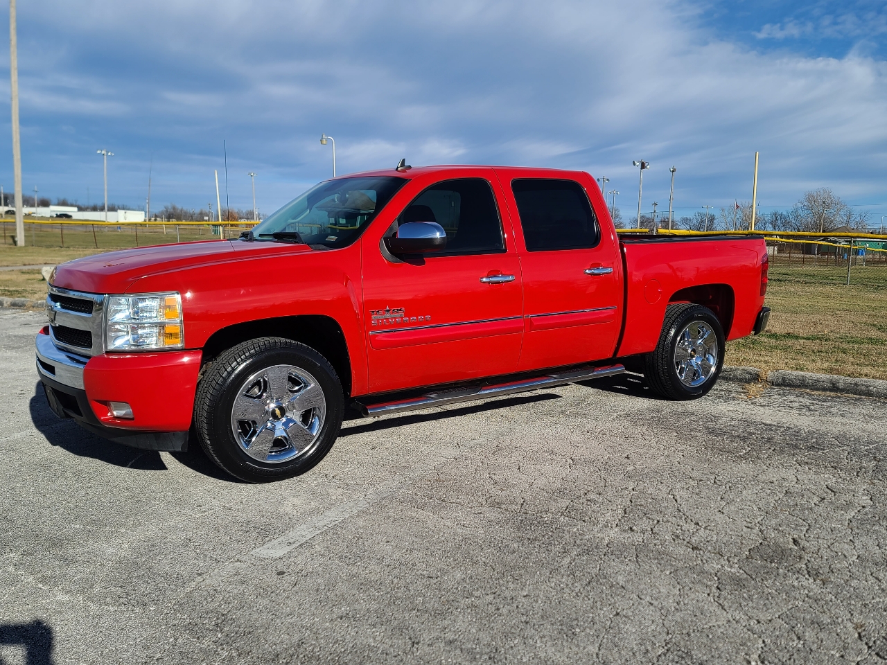 Chevrolet Silverado 1500 1LT Crew Cab 2WD 2011