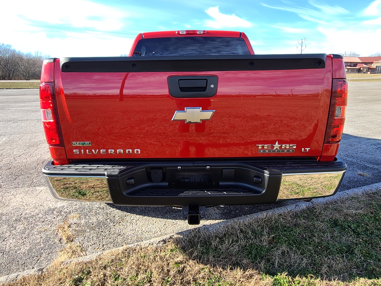 Chevrolet Silverado 1500 1LT Crew Cab 2WD 2011
