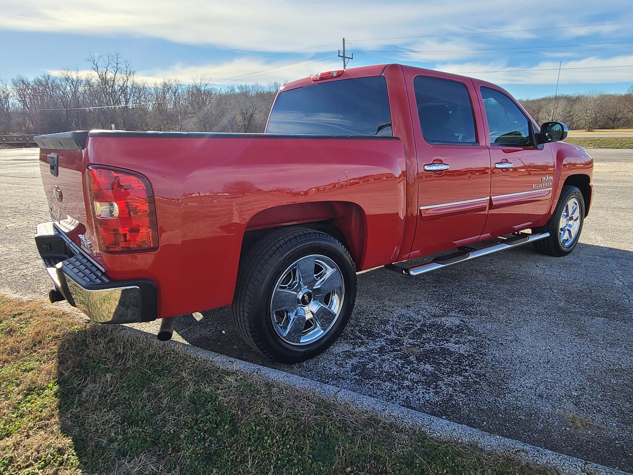 Chevrolet Silverado 1500 1LT Crew Cab 2WD 2011