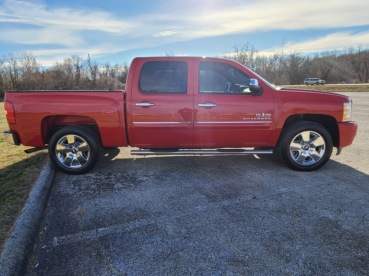 Chevrolet Silverado 1500 1LT Crew Cab 2WD 2011