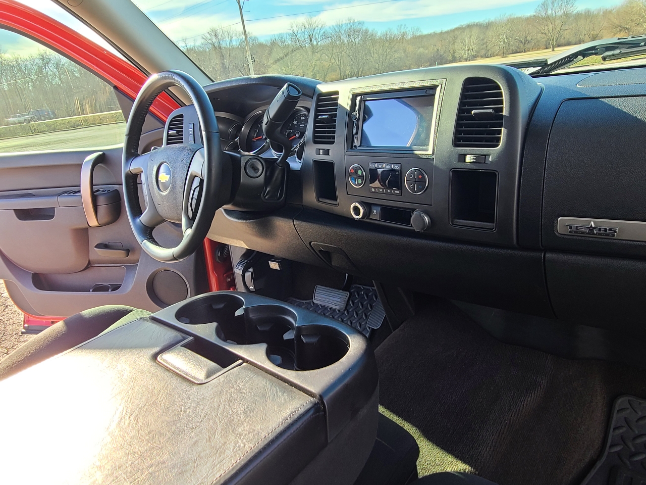 Chevrolet Silverado 1500 1LT Crew Cab 2WD 2011