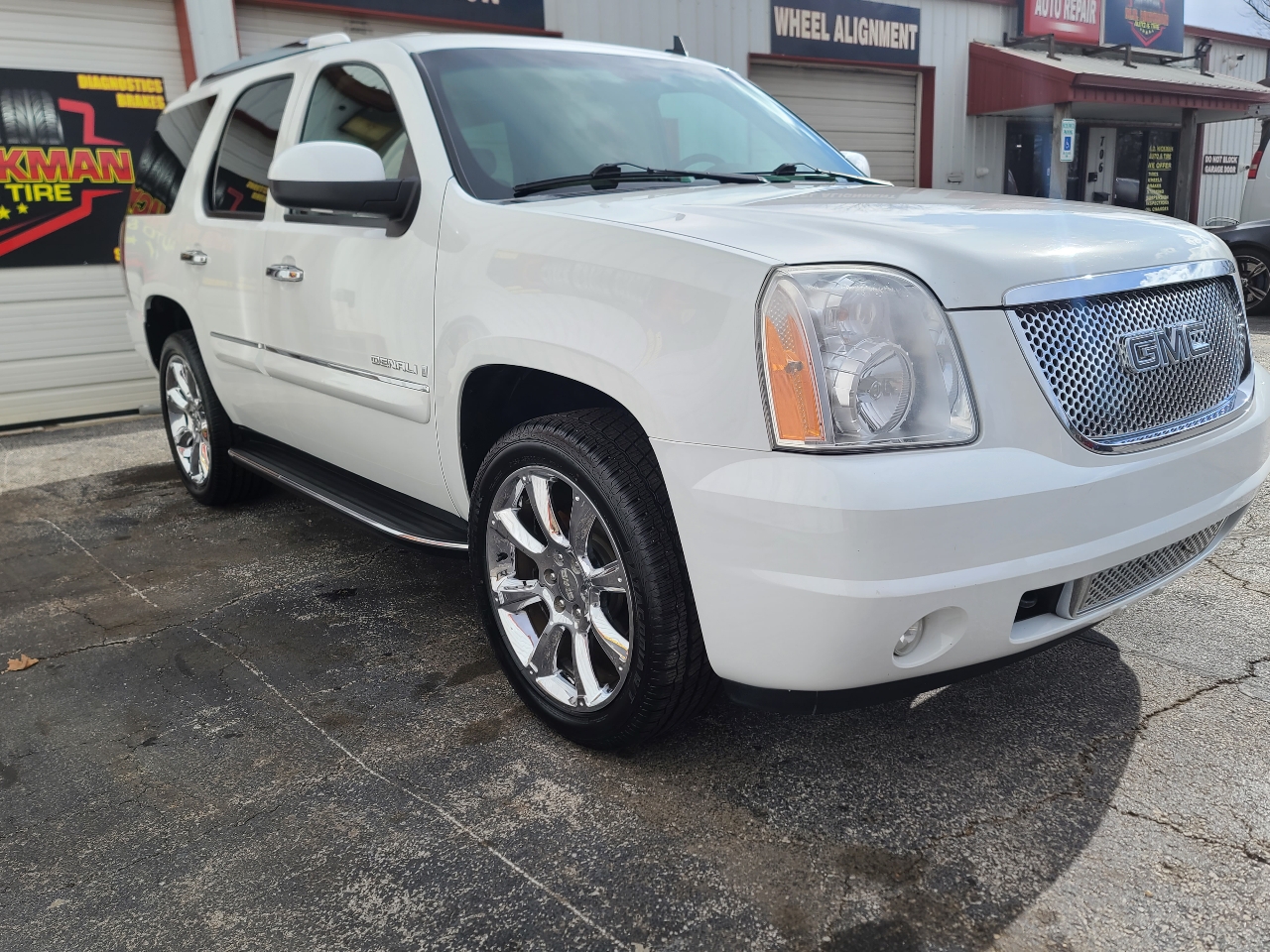 GMC Yukon Denali AWD 2008