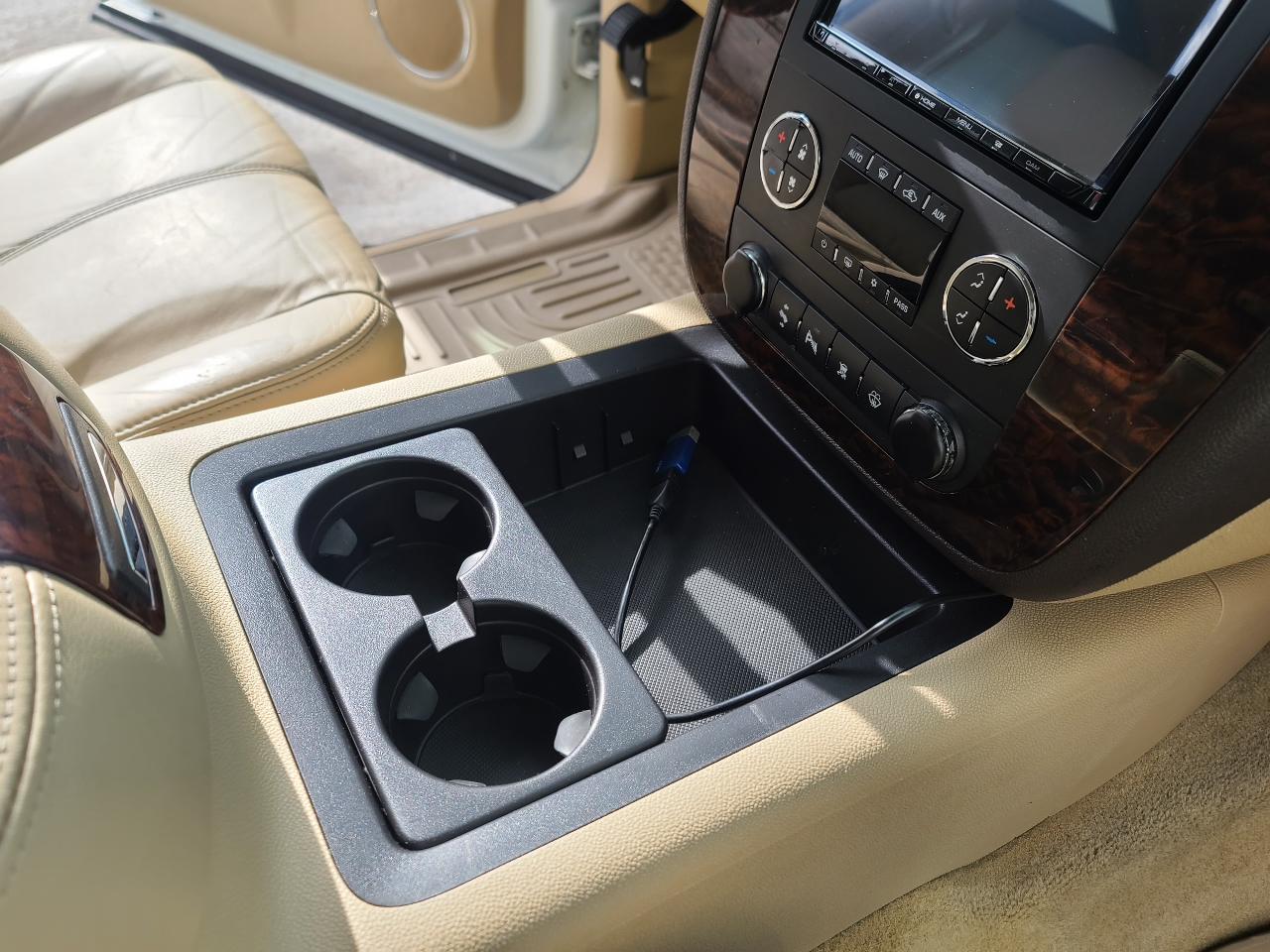 GMC Yukon Denali AWD 2008