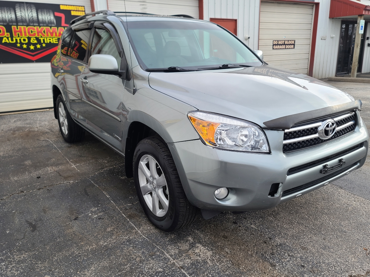 Toyota RAV4 Limited I4 2WD 2008