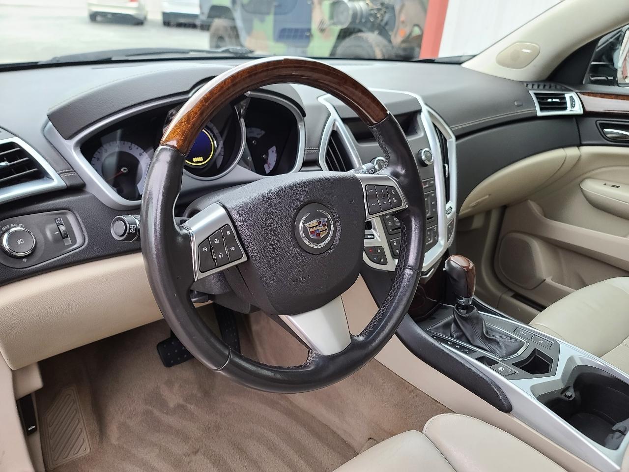 Cadillac SRX Premium Collection 2010