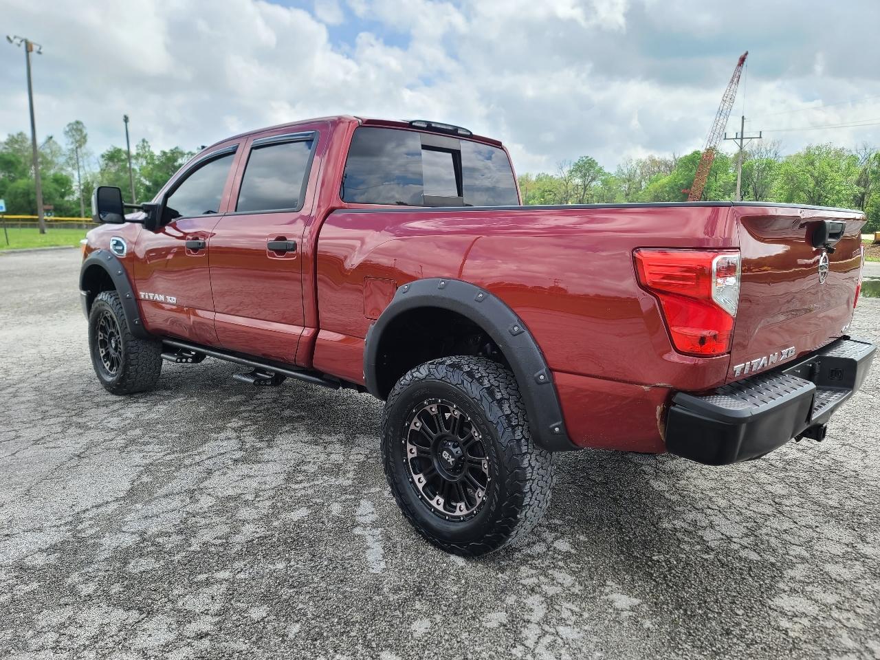 Nissan Titan XD S 4WD Diesel 2017