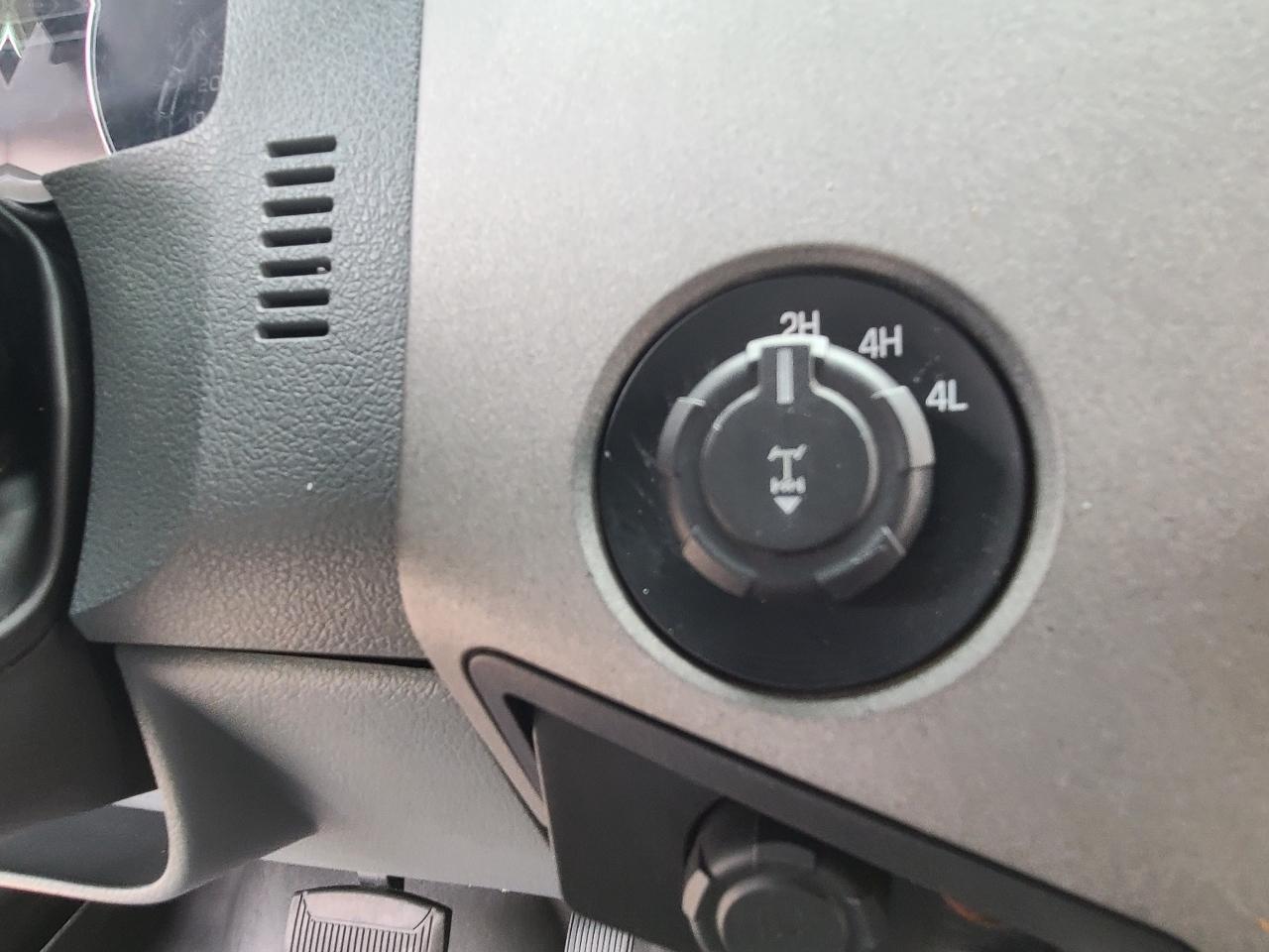 Ford F-250 SD XLT Crew Cab Long Bed 4WD 2011