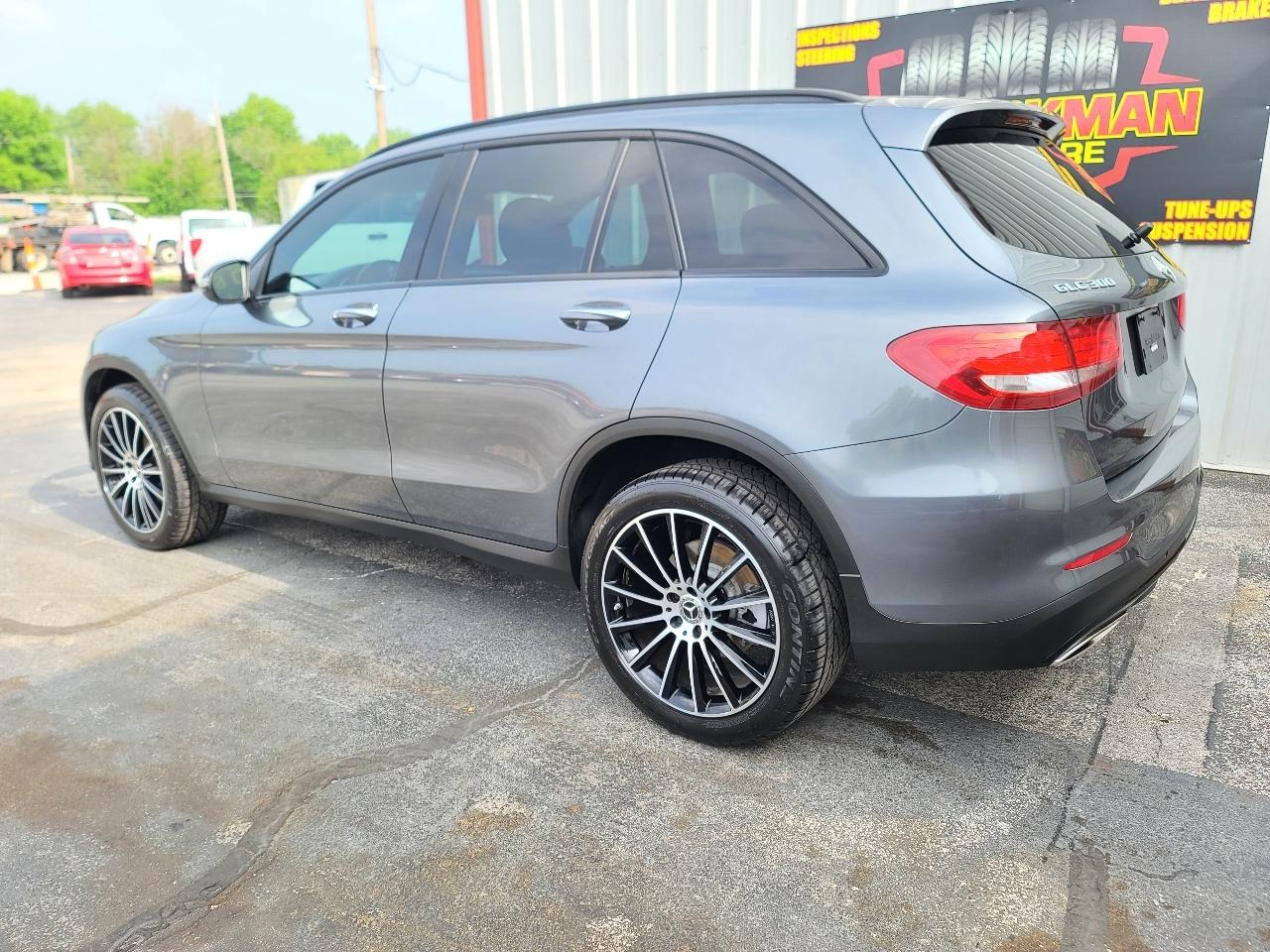 Mercedes-Benz GLC-Class GLC300 2018
