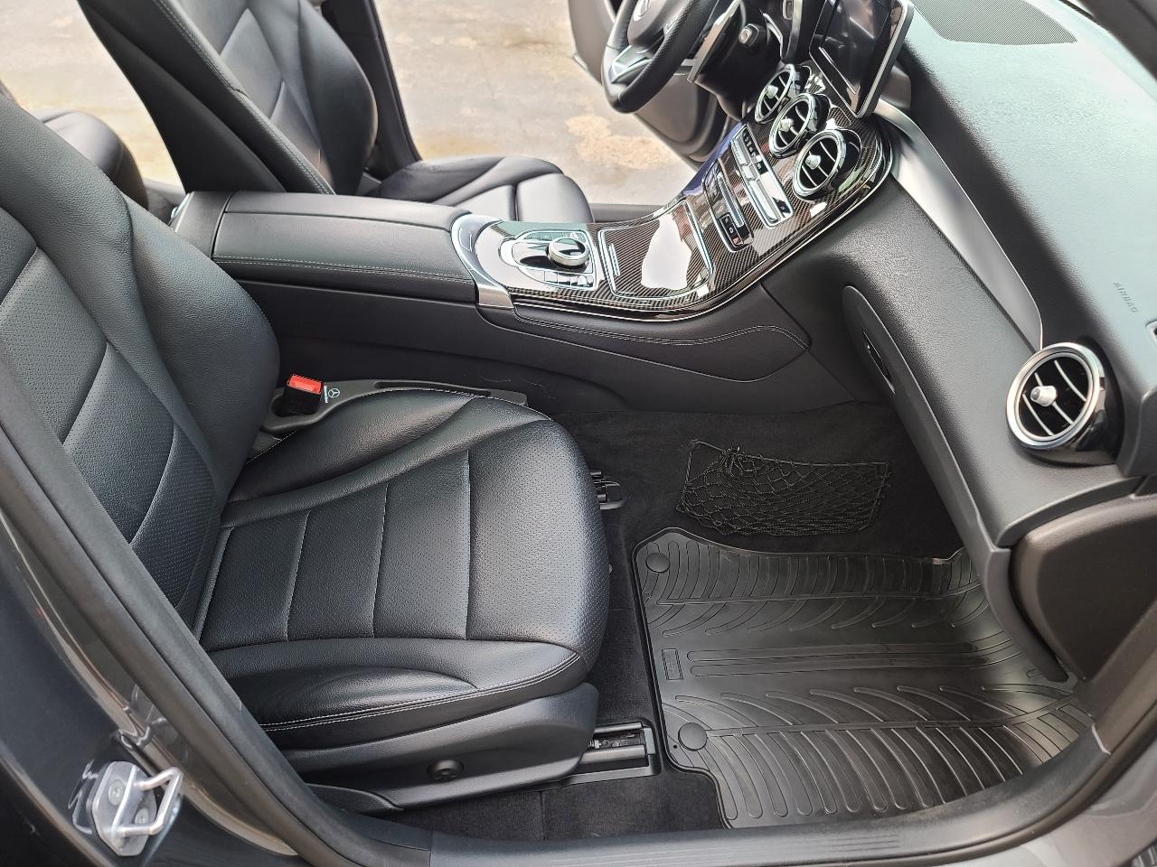 Mercedes-Benz GLC-Class GLC300 2018