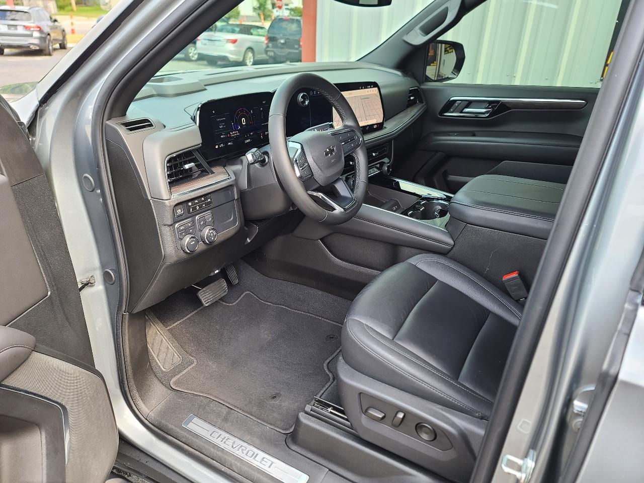 Chevrolet Suburban Z71 2025