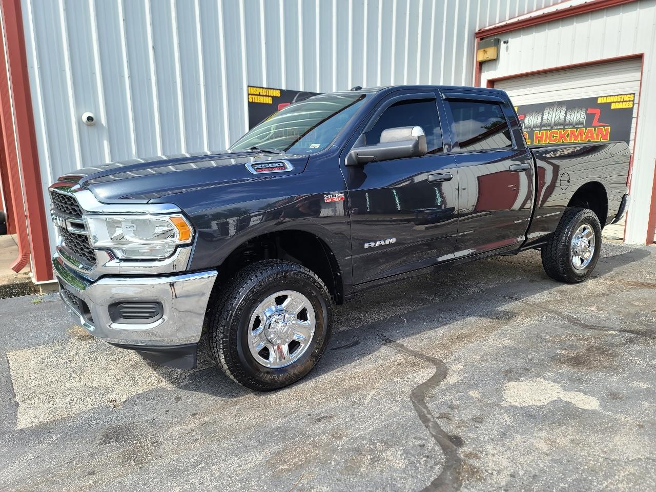 RAM 2500 Tradesman Crew Cab SWB 4WD 2020