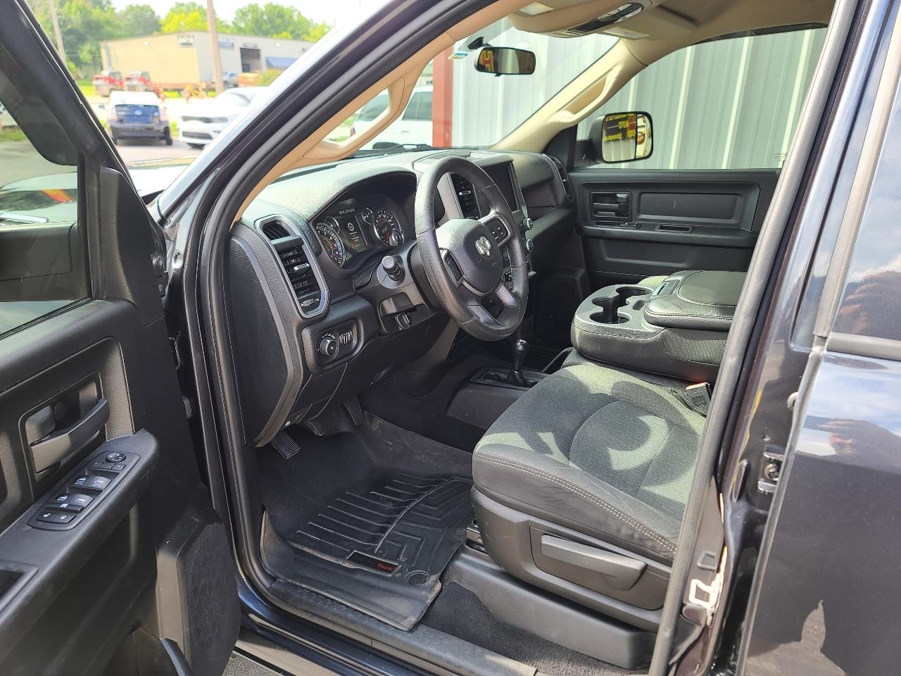 RAM 2500 Tradesman Crew Cab SWB 4WD 2020
