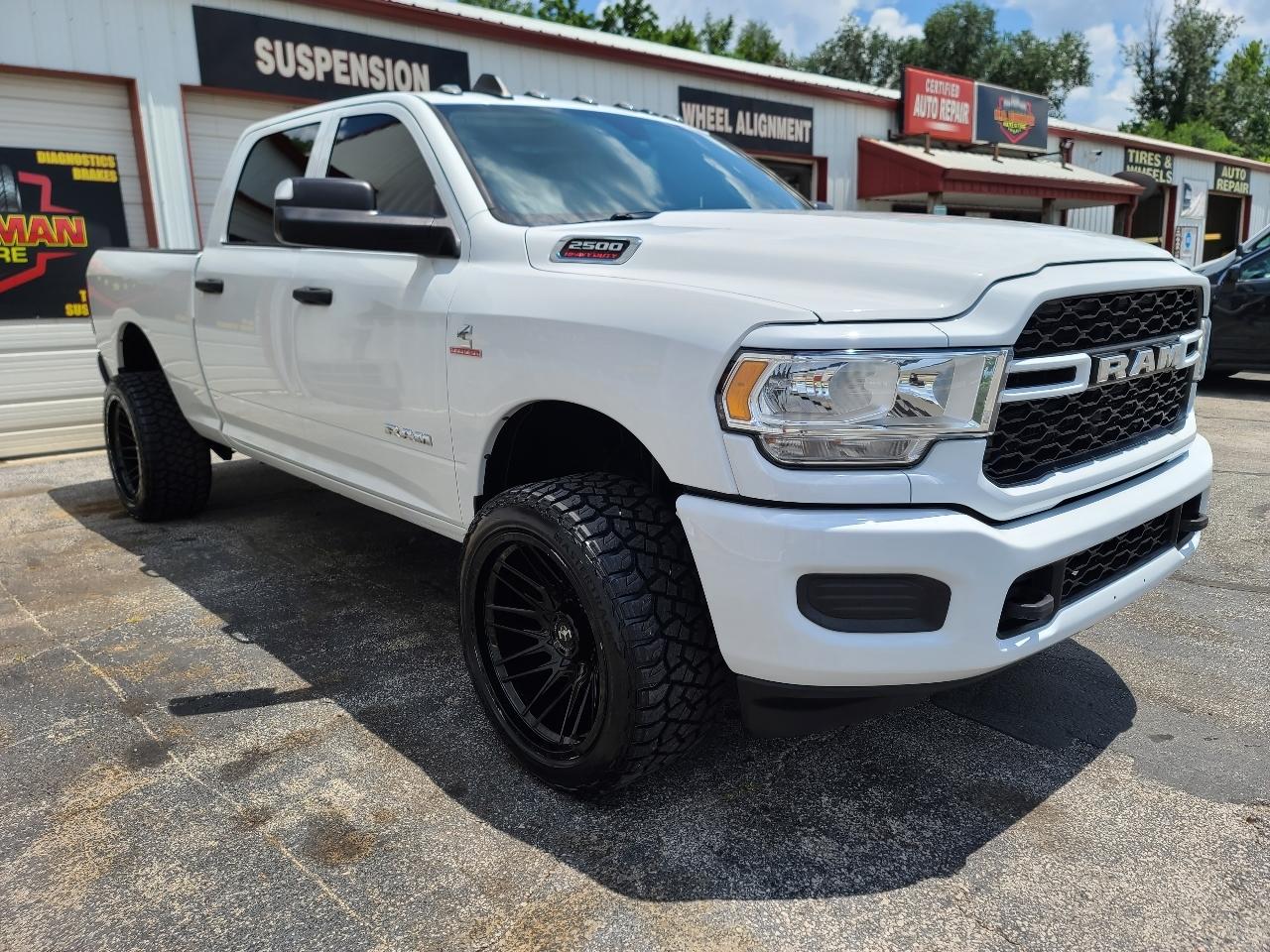 RAM 2500 Tradesman Crew Cab SWB 4WD 2020