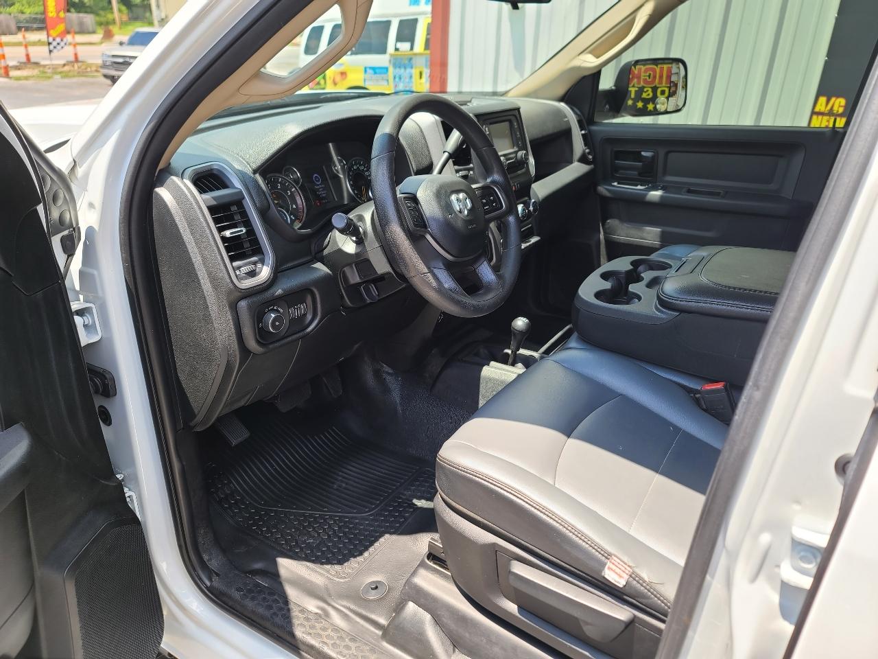 RAM 2500 Tradesman Crew Cab SWB 4WD 2020