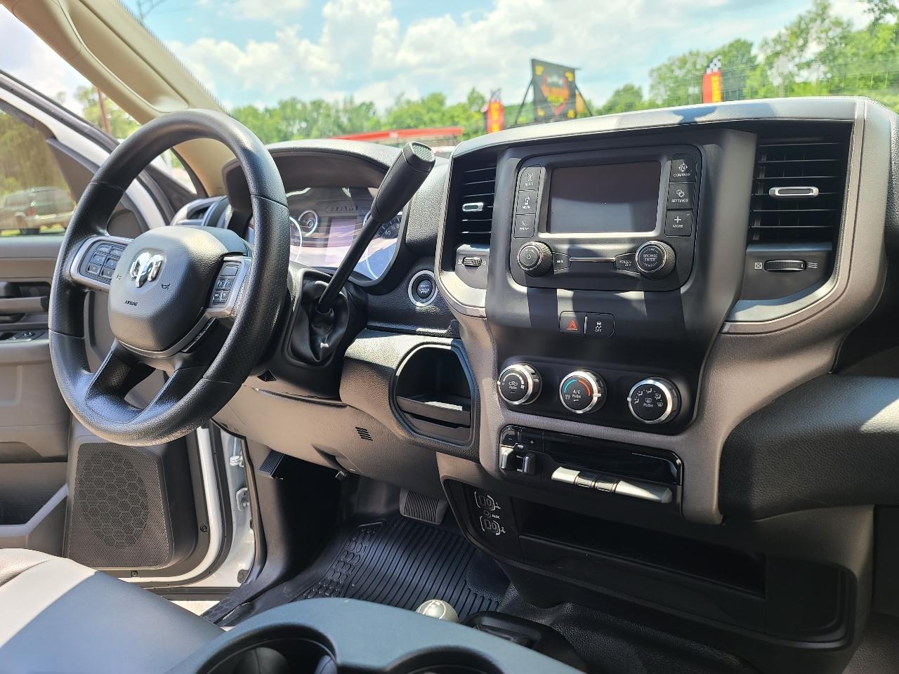 RAM 2500 Tradesman Crew Cab SWB 4WD 2020