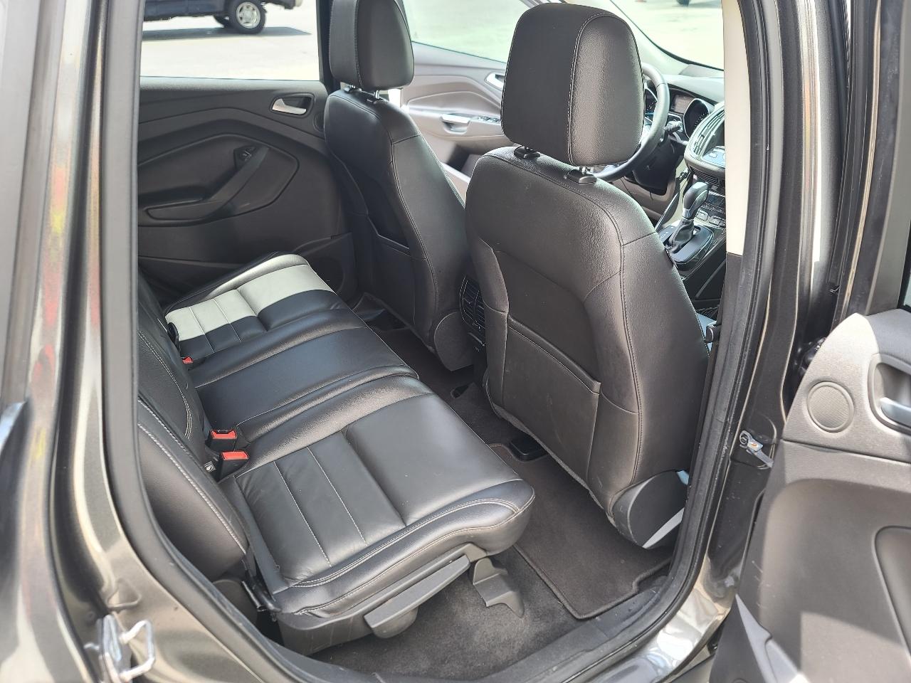 Ford Escape Titanium FWD 2016