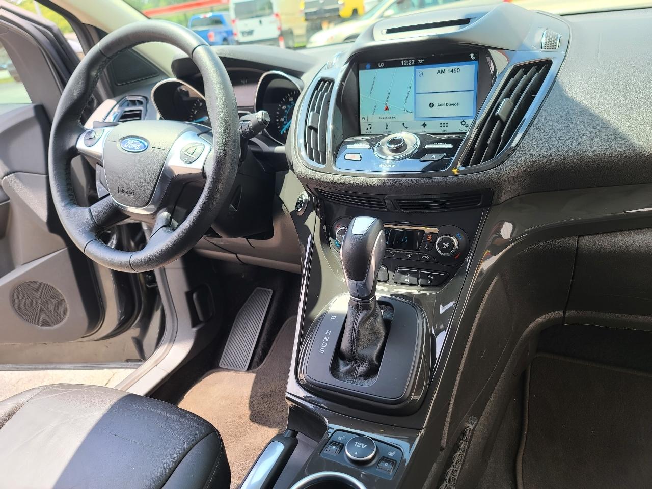 Ford Escape Titanium FWD 2016
