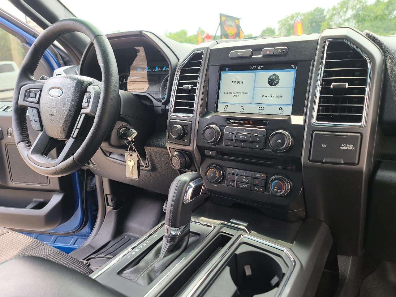 Ford F-150 4WD SuperCrew 139" XLT 2017