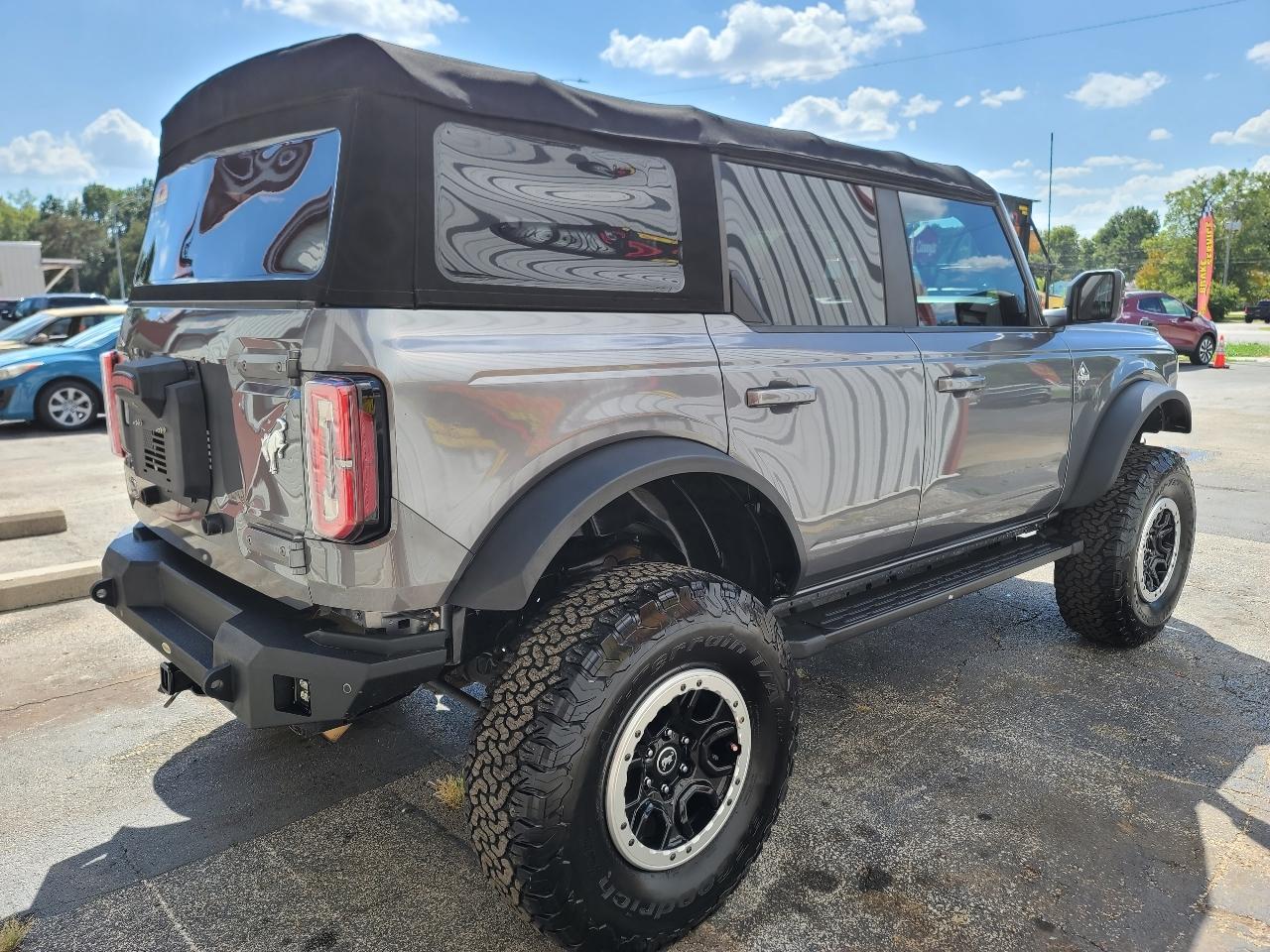 Ford Bronco Outer Banks 4 Door Advanced 4x4 2021