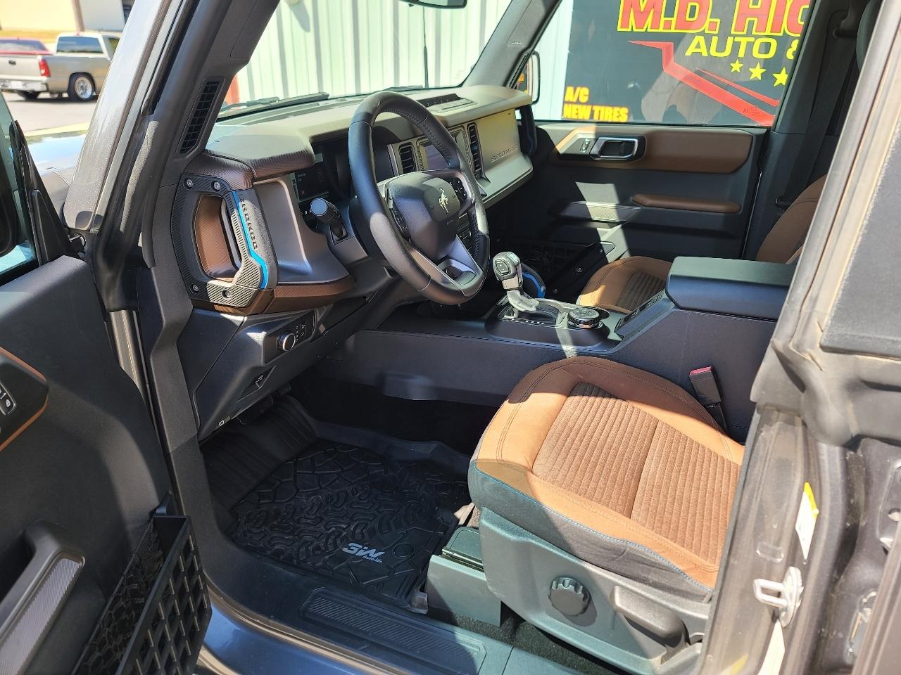 Ford Bronco Outer Banks 4 Door Advanced 4x4 2021