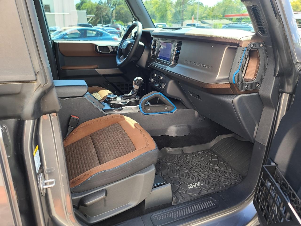 Ford Bronco Outer Banks 4 Door Advanced 4x4 2021