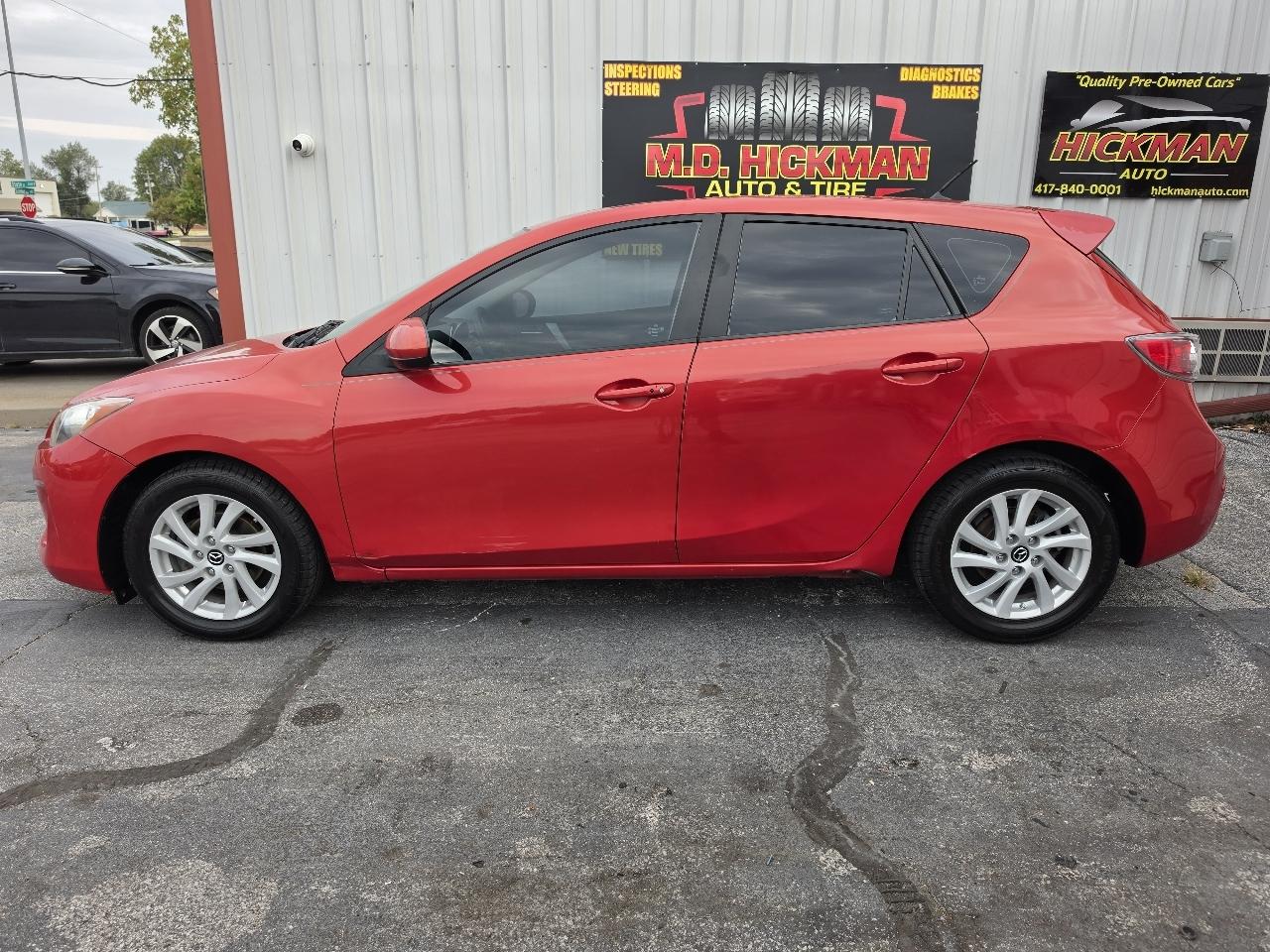 Mazda MAZDA3 i Grand Touring MT 5-Door 2013