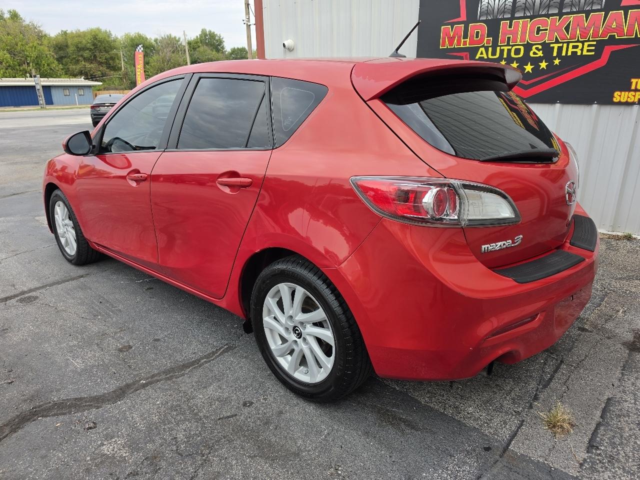 Mazda MAZDA3 i Grand Touring MT 5-Door 2013