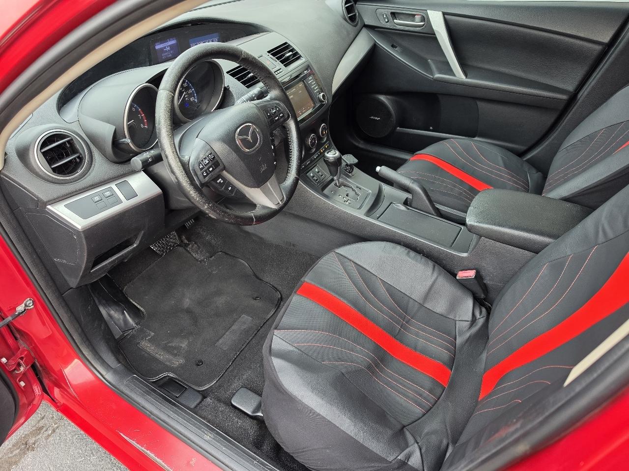 Mazda MAZDA3 i Grand Touring MT 5-Door 2013