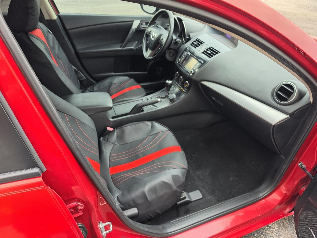 Mazda MAZDA3 i Grand Touring MT 5-Door 2013