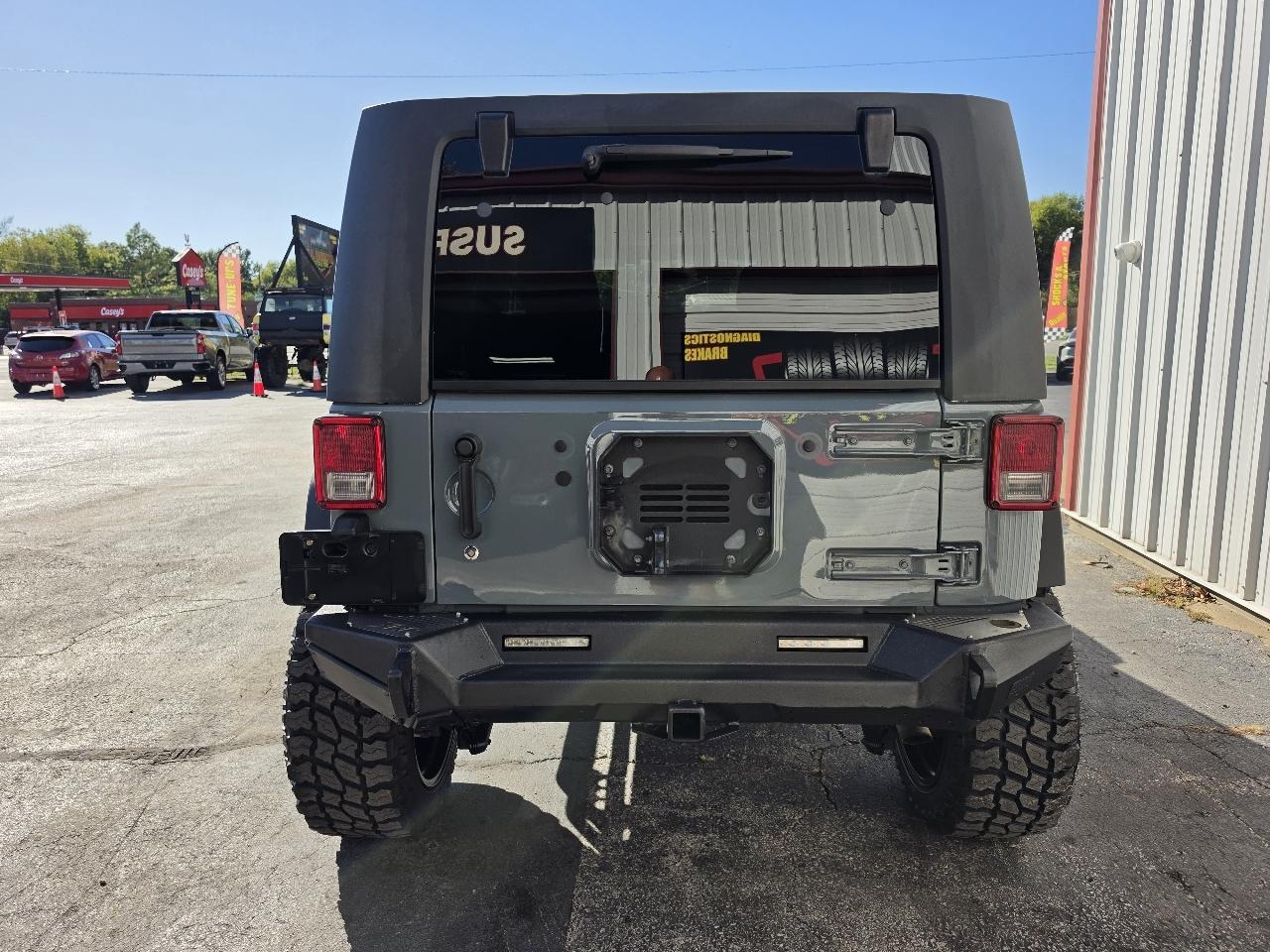Jeep Wrangler Unlimited Sport 4WD 2015