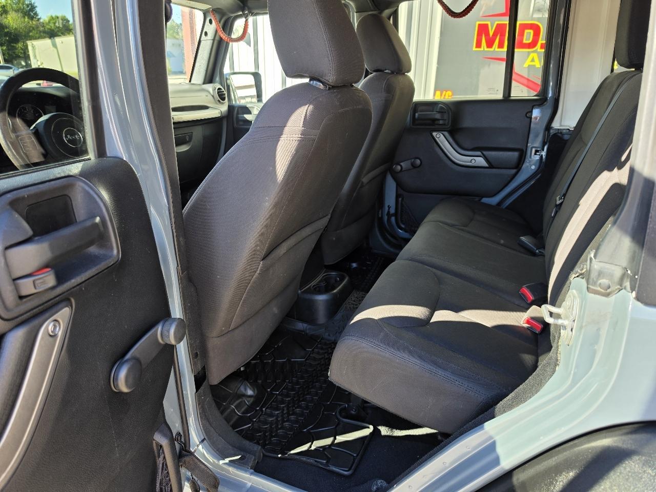 Jeep Wrangler Unlimited Sport 4WD 2015
