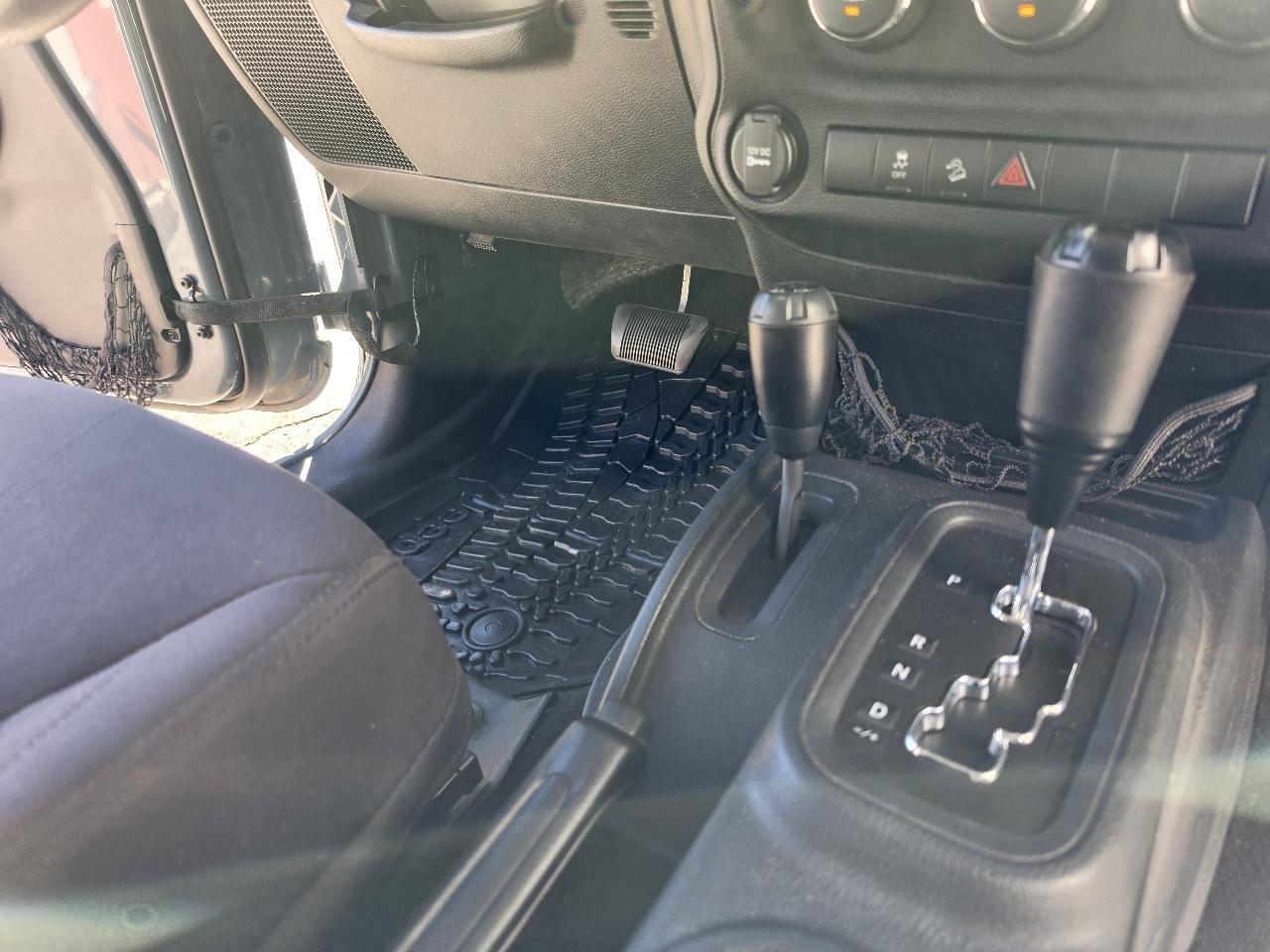 Jeep Wrangler Unlimited Sport 4WD 2015