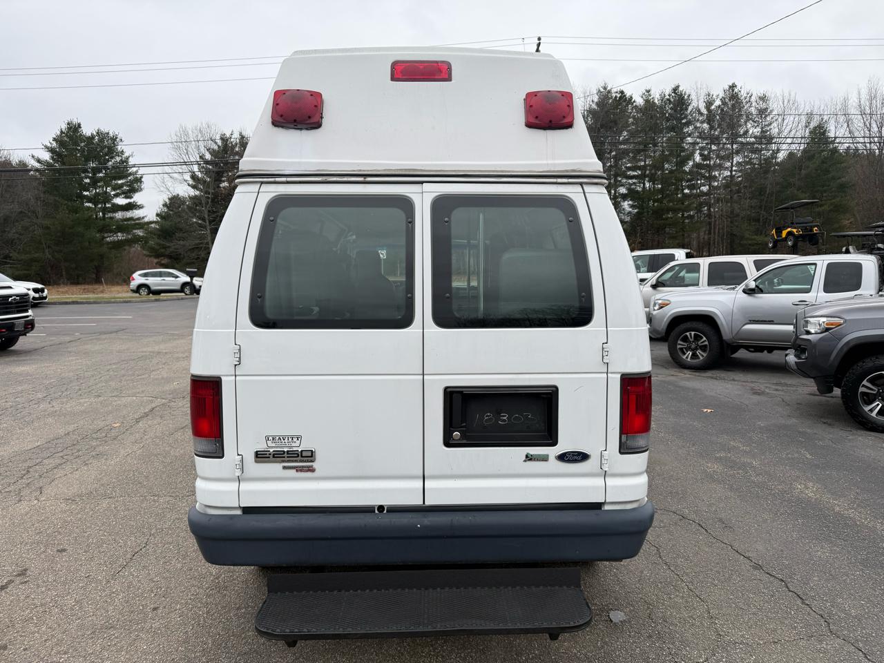 Ford Econoline Cargo Van  2012