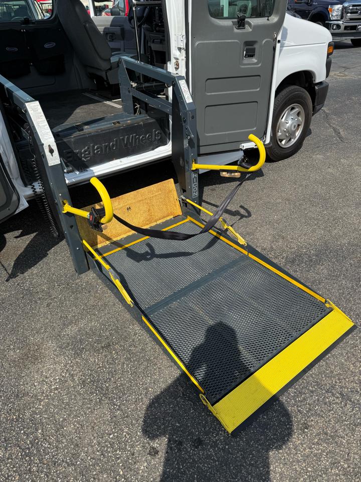 Ford Econoline Cargo Van  2012