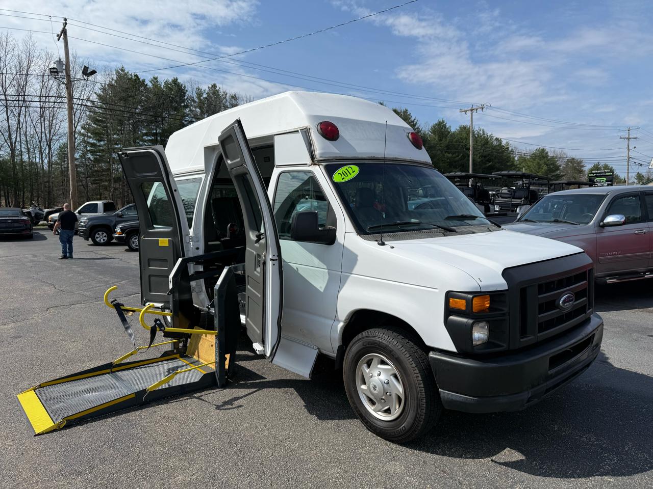 Ford Econoline Cargo Van  2012