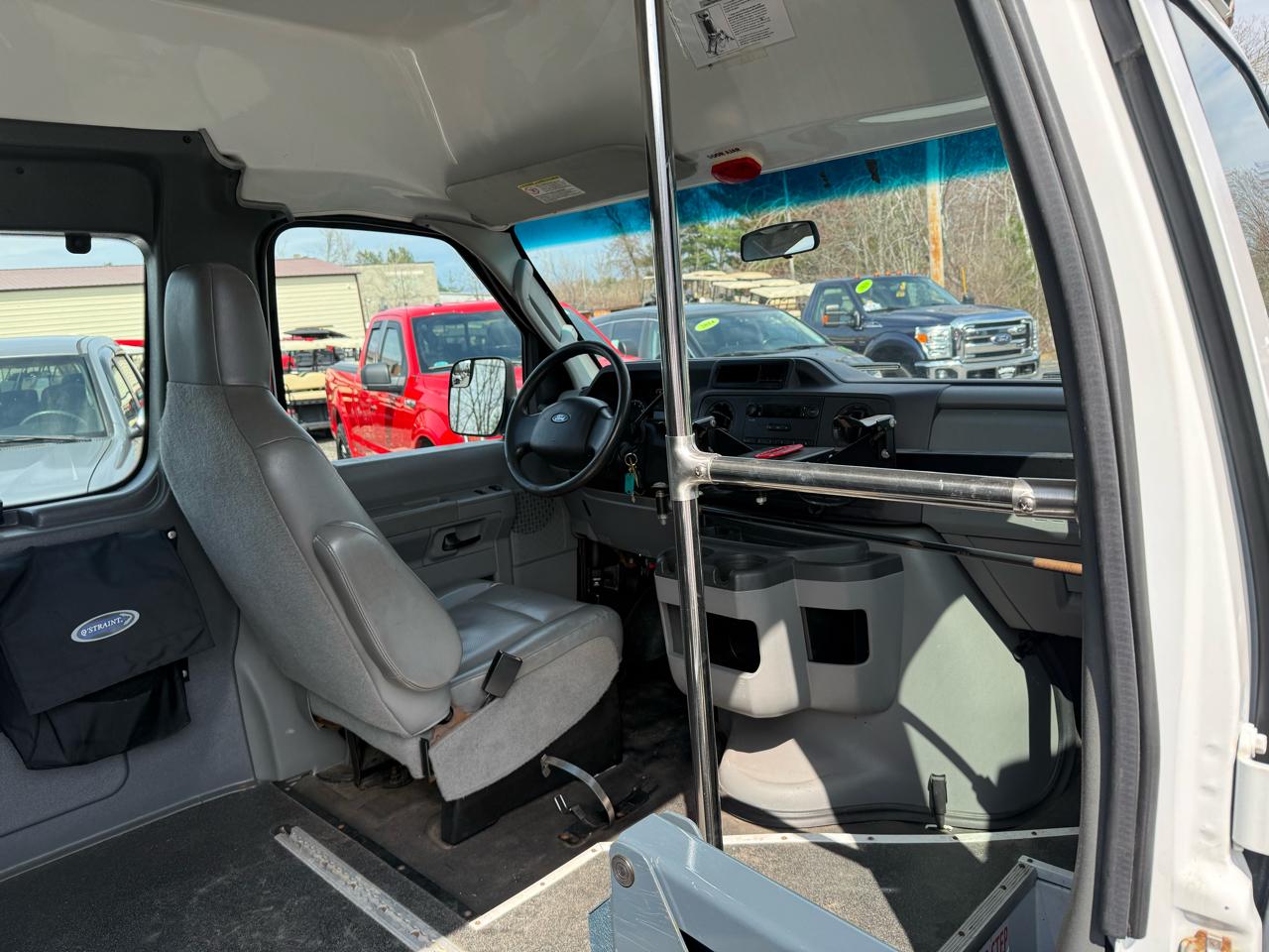 Ford Econoline Cargo Van  2012