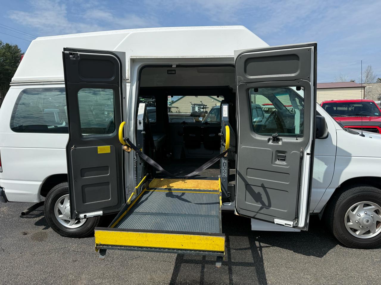 Ford Econoline Cargo Van  2012