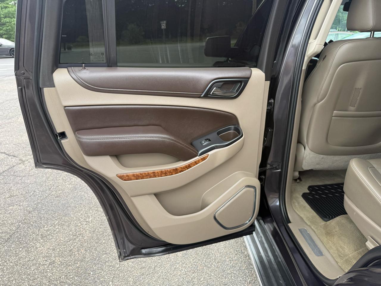Chevrolet Tahoe  2015