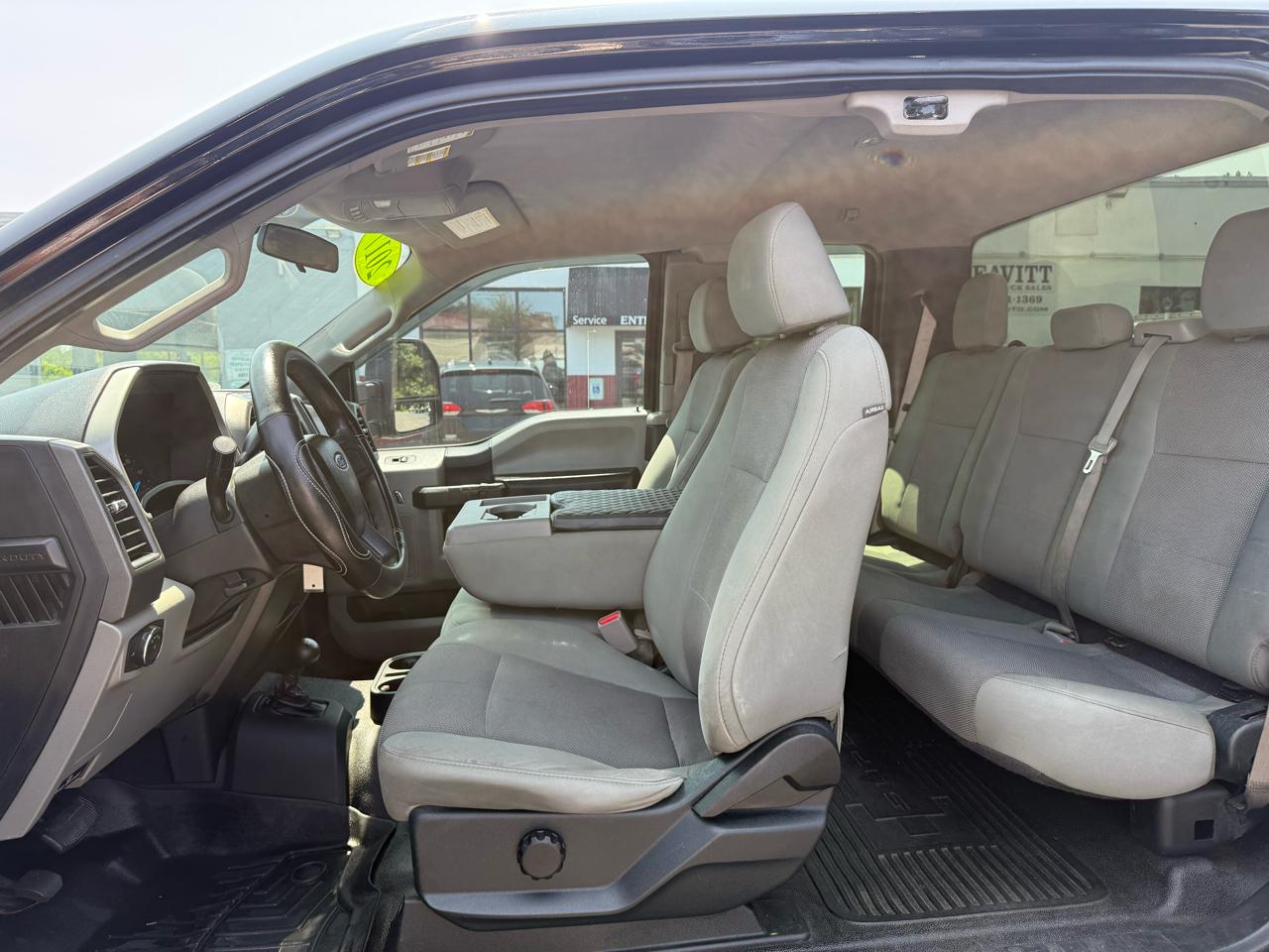 Ford Super Duty F-250 SRW  2017