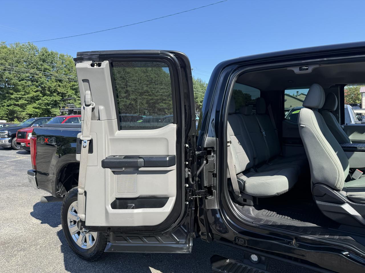 Ford Super Duty F-250 SRW  2017