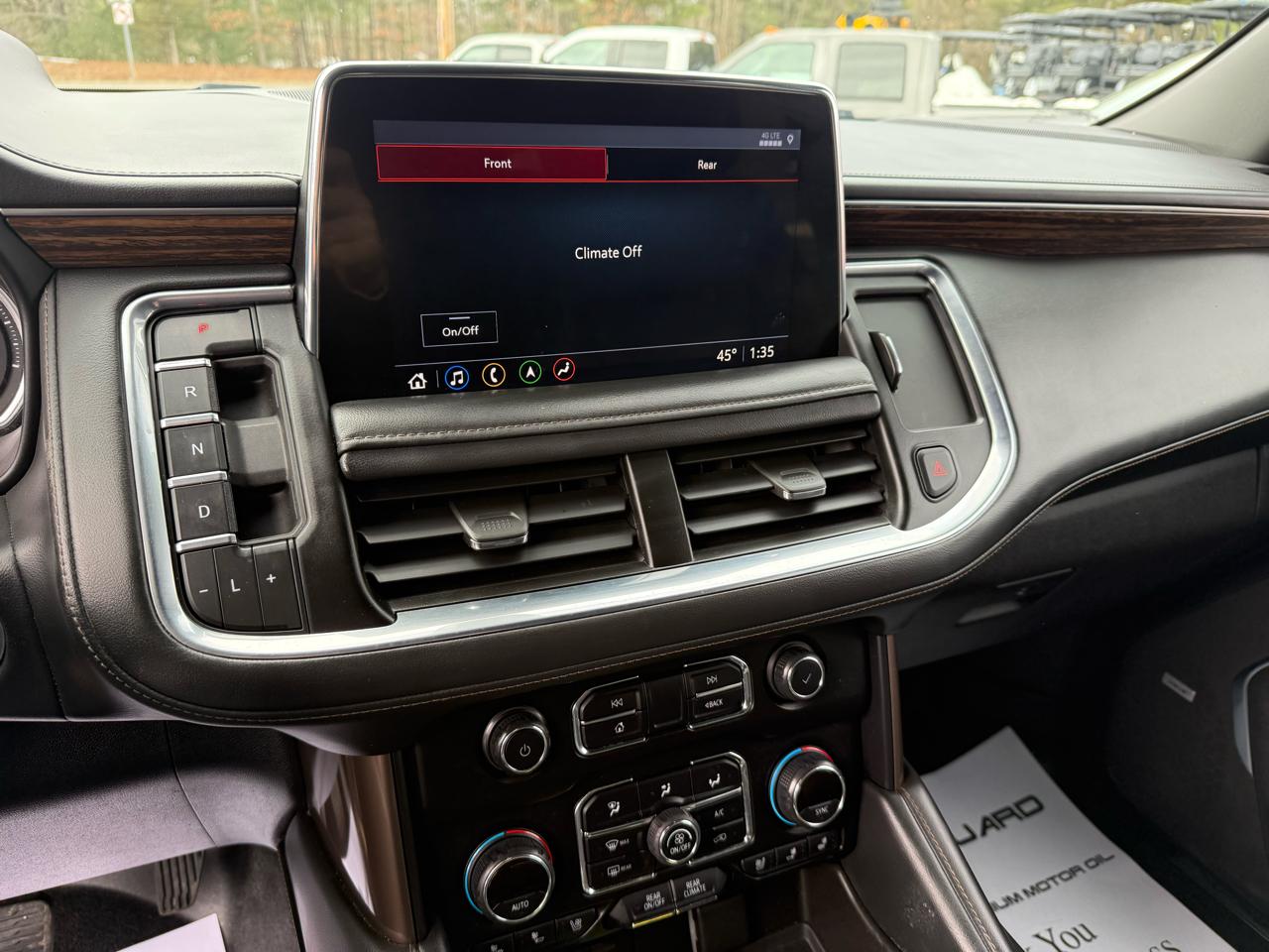 Chevrolet Suburban  2021