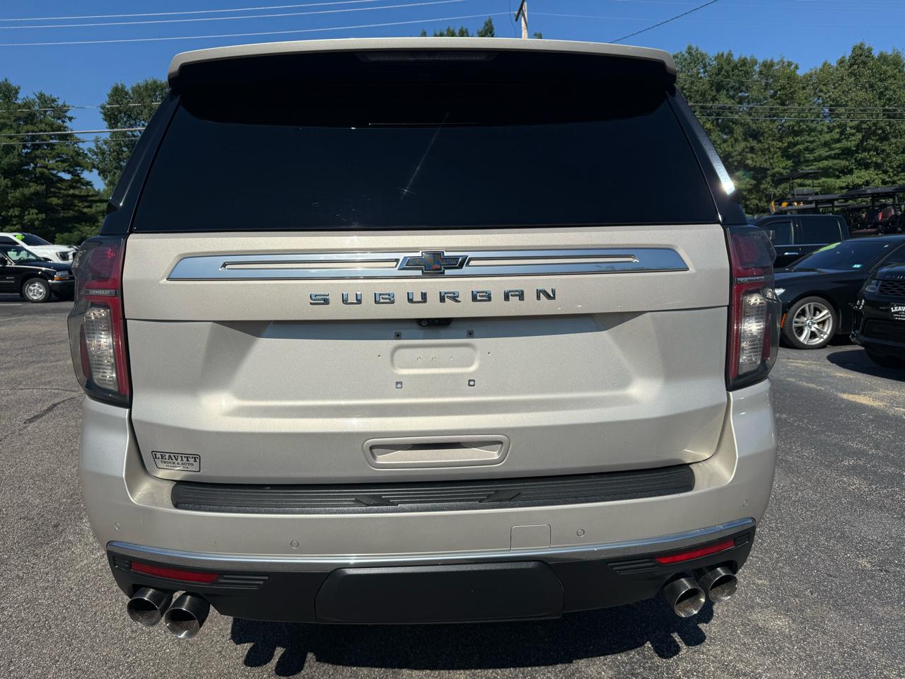 Chevrolet Suburban  2021