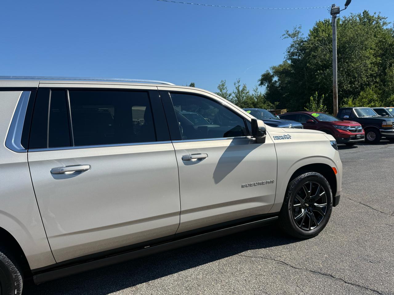 Chevrolet Suburban  2021