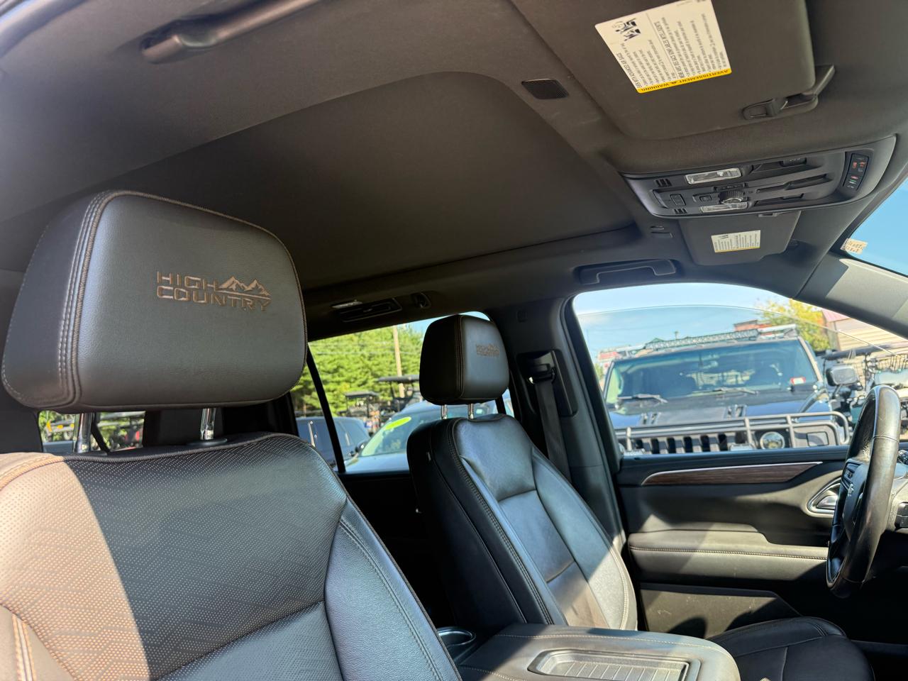 Chevrolet Suburban  2021