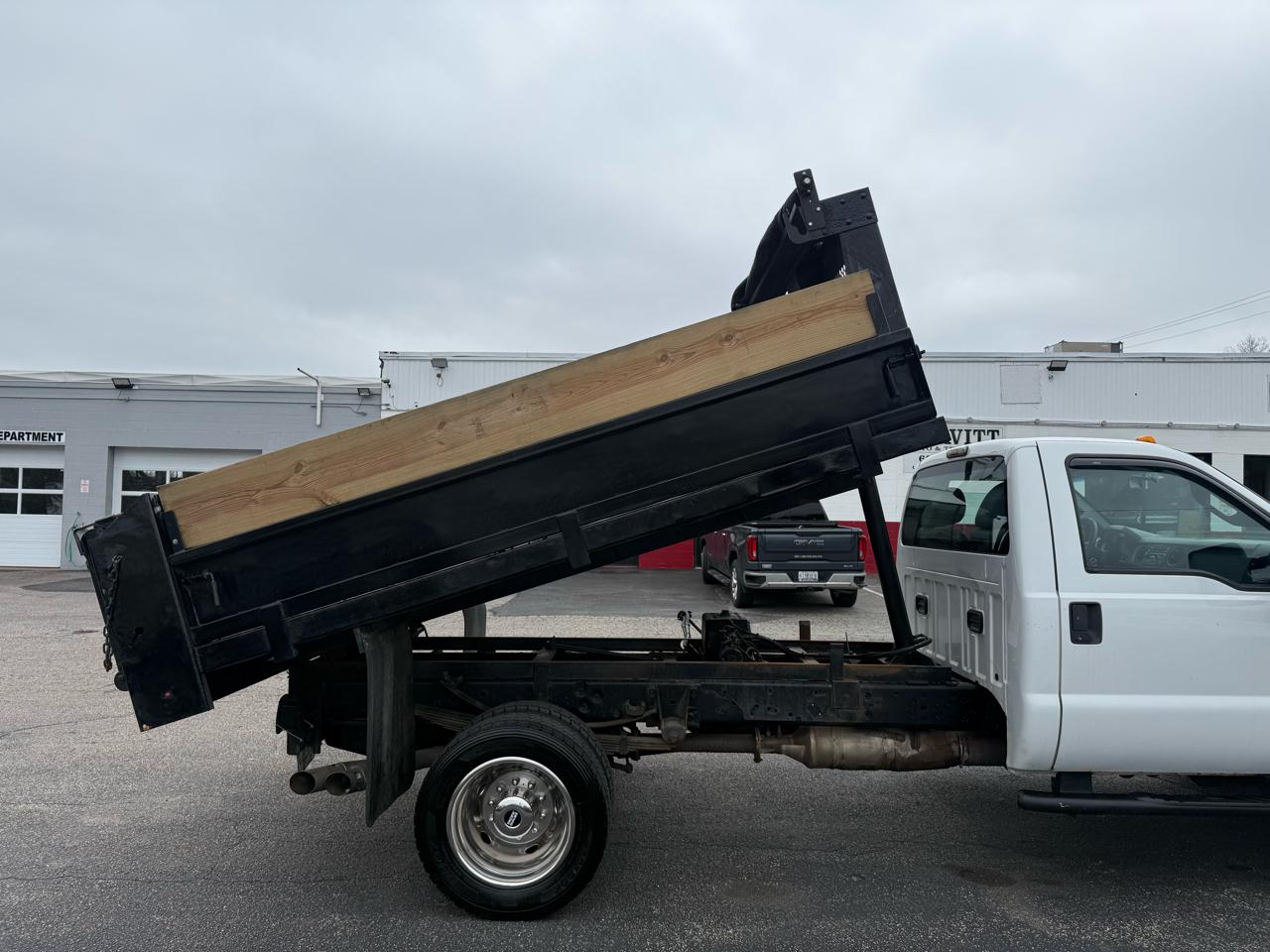 Ford Super Duty F-550 DRW  2015