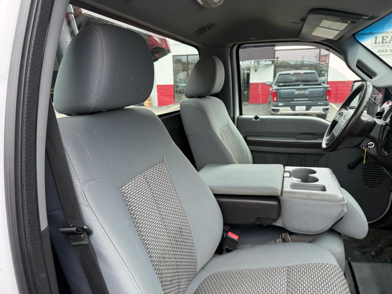 Ford Super Duty F-550 DRW  2015