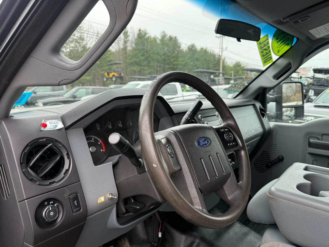 Ford Super Duty F-550 DRW  2015