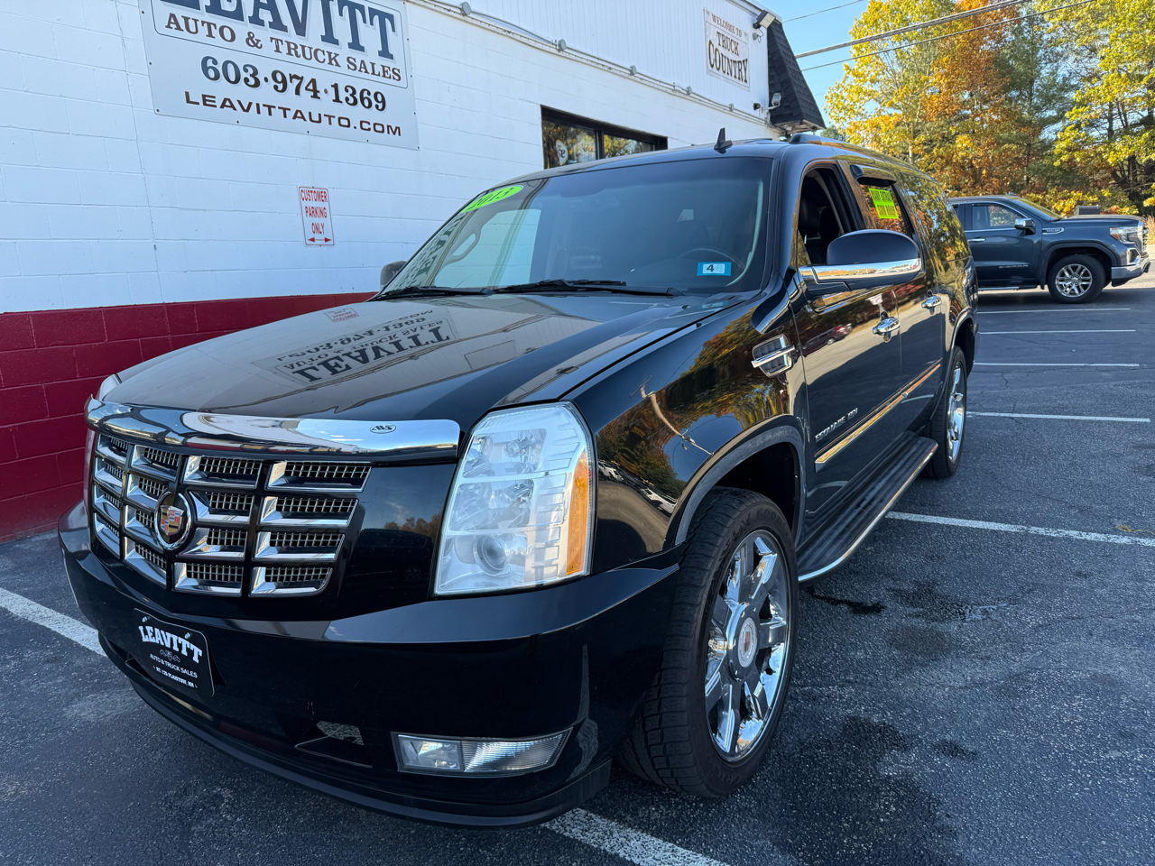 Cadillac Escalade ESV AWD 4dr Luxury 2013 Cadillac Escalade ESV AWD 4dr Luxury 2013