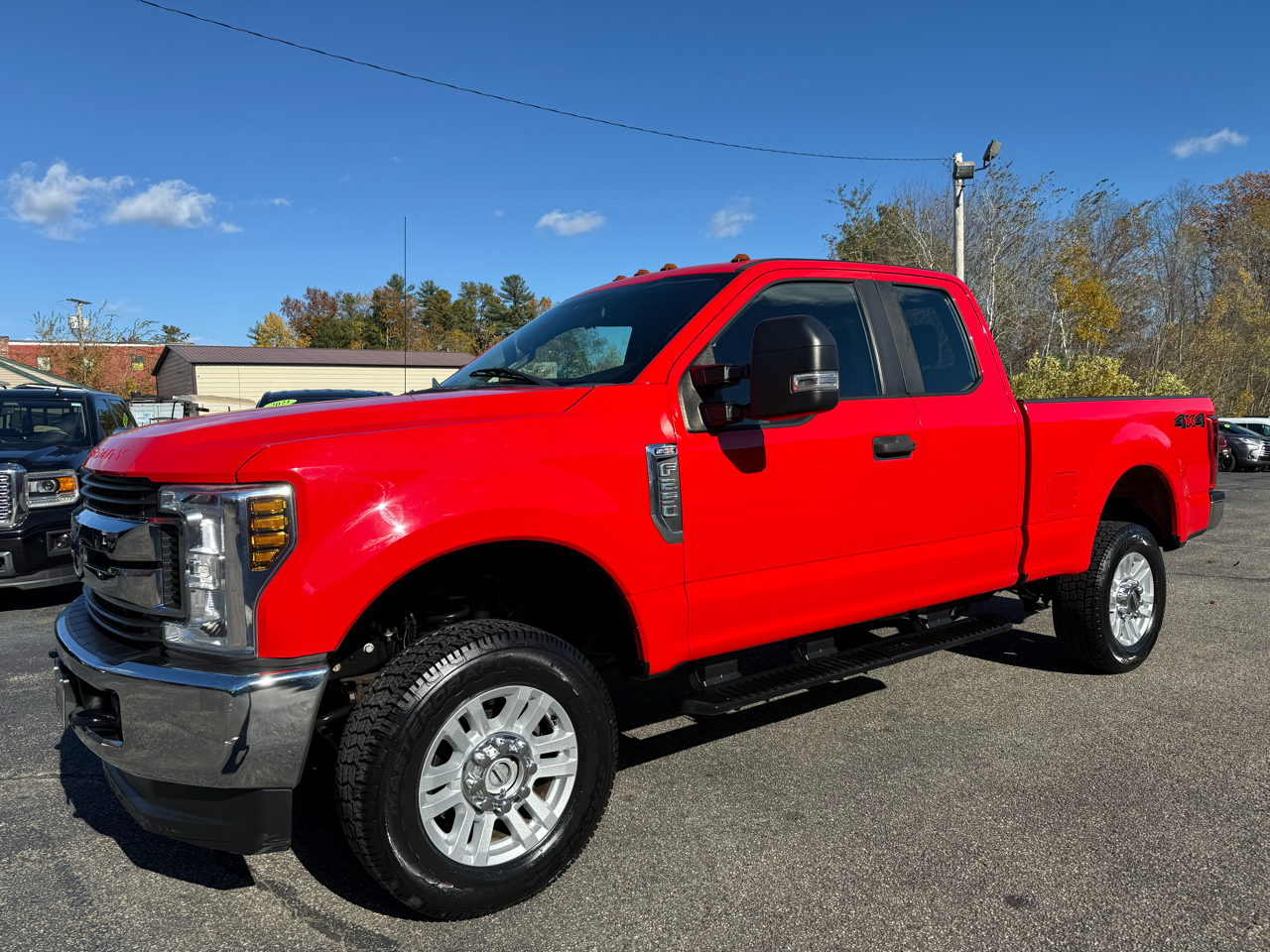 2018 Ford Super Duty F-250 SRW XLT 6.2L V8 4X4 1 OWNER TRUCK VERY CLEAN!